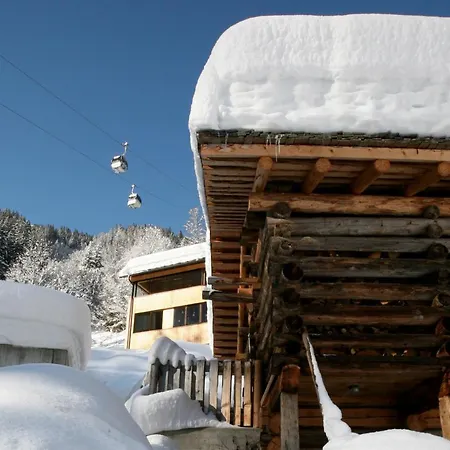 Bonawinkel Neu By Pferd Auf Wolke