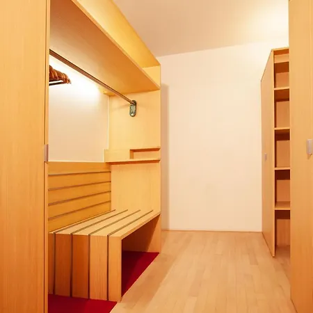 Bonawinkel Neu By Pferd Auf Wolke