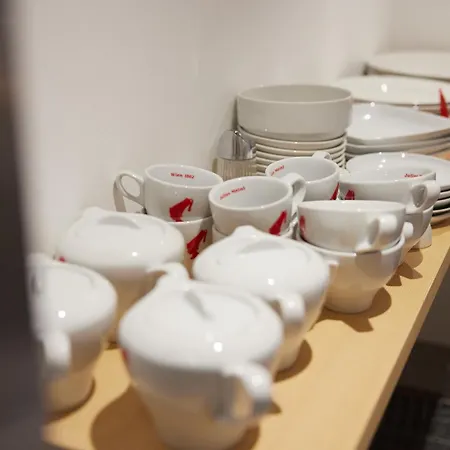 Bonawinkel Neu By Pferd Auf Wolke * Gaschurn